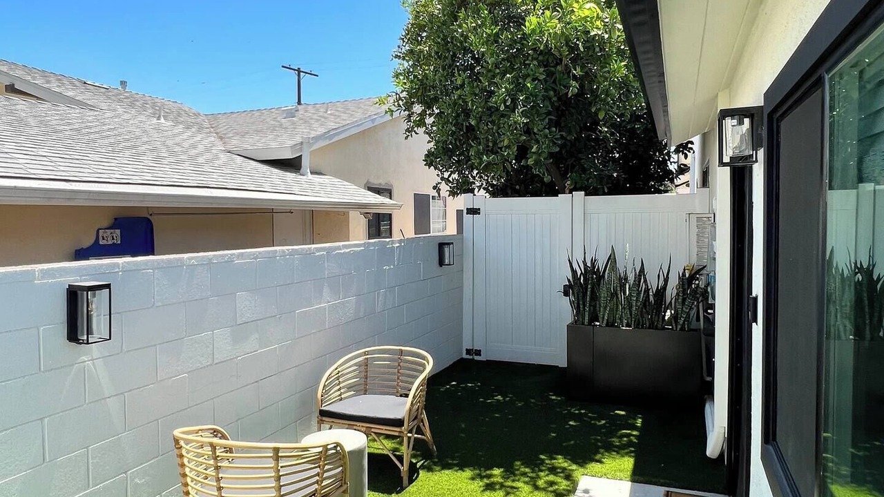 Photo of Patio Balcony in North Hills West