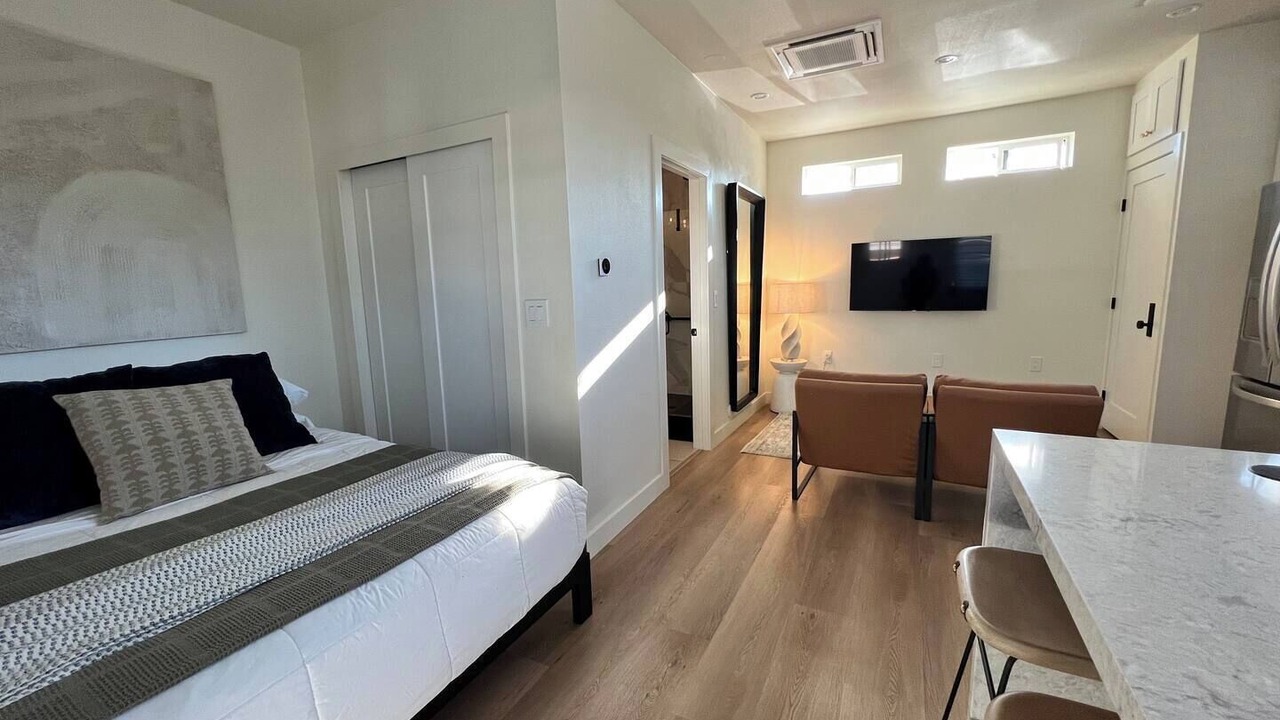 Photo of Bedroom in North Hills West