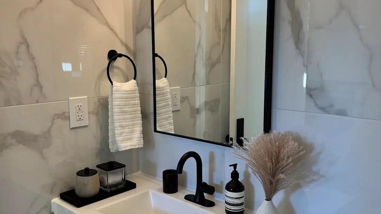 Photo of Bathroom in North Hills West