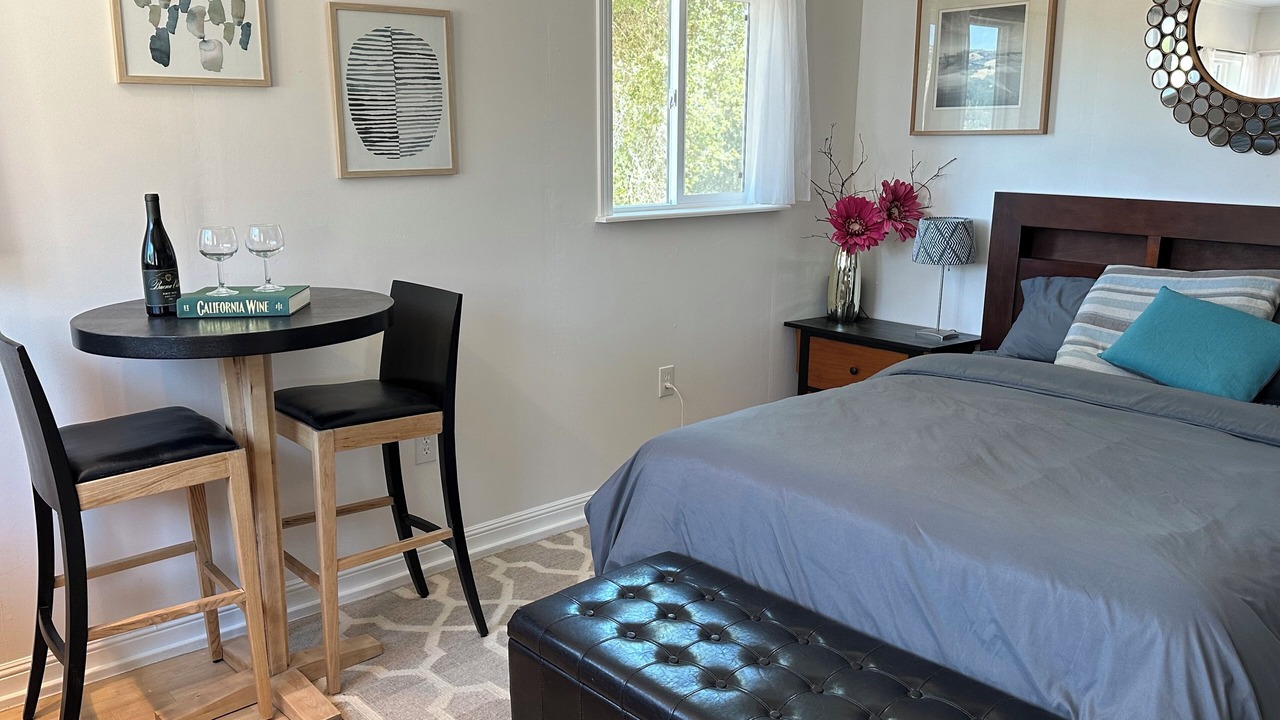 Photo of Bedroom in Cloverdale