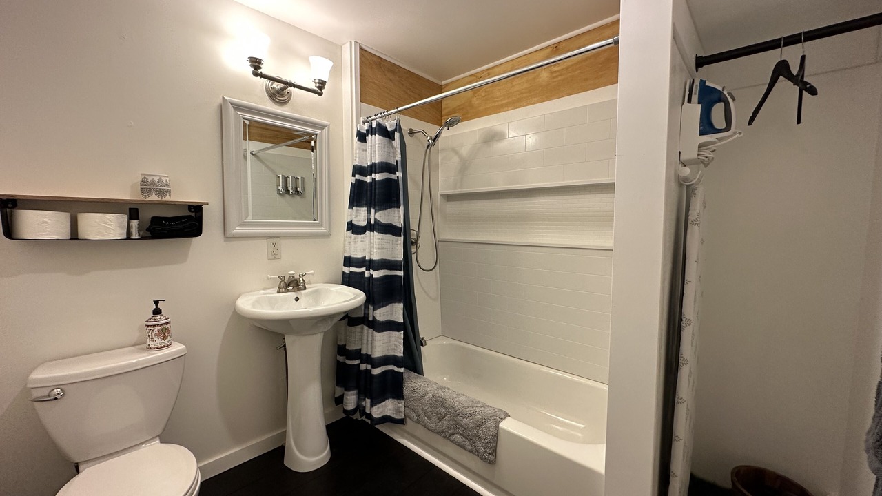 Photo of Bathroom in Cloverdale