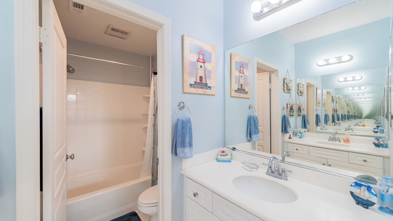 Photo of Bathroom in Woodbury