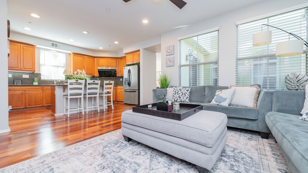 Photo of Livingroom in Woodbury