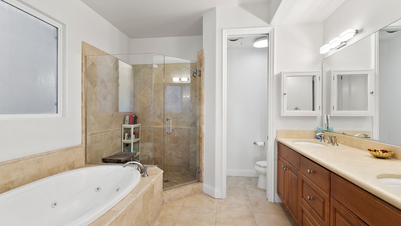 Photo of Bathroom in Huntington Beach