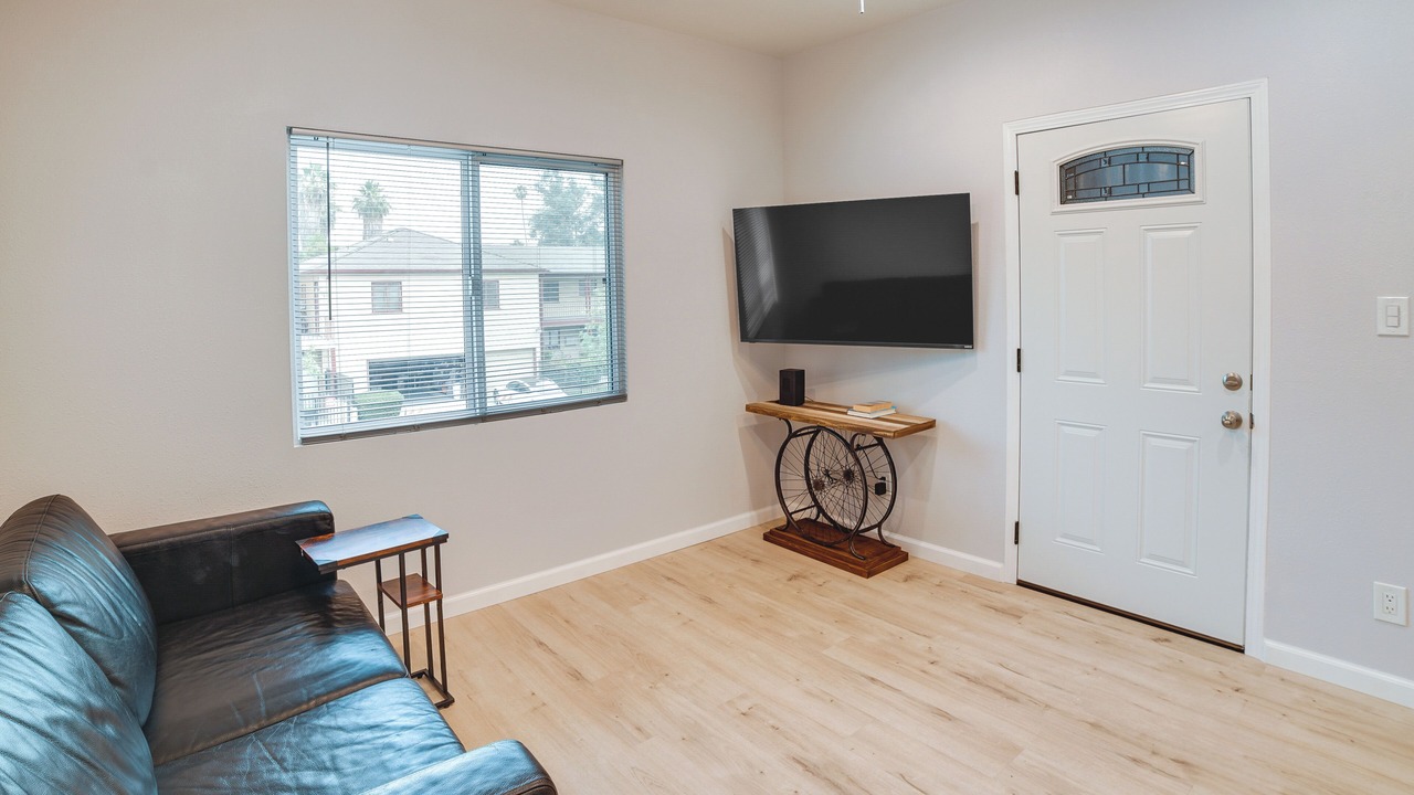 Photo of Livingroom in Downtown Riverside