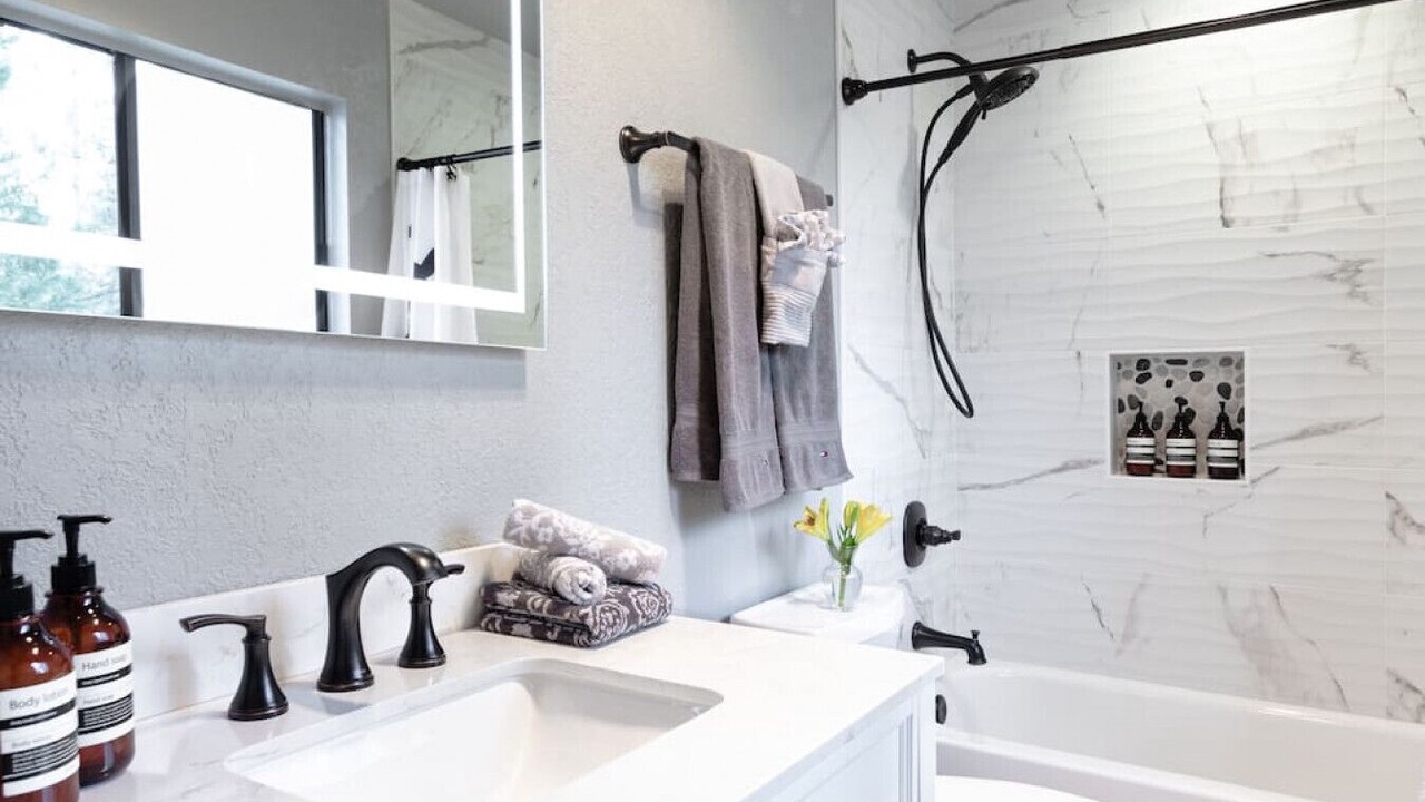 Photo of Bathroom in Moonridge