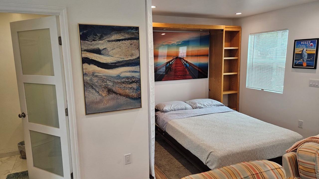 Photo of Bedroom in Harbor