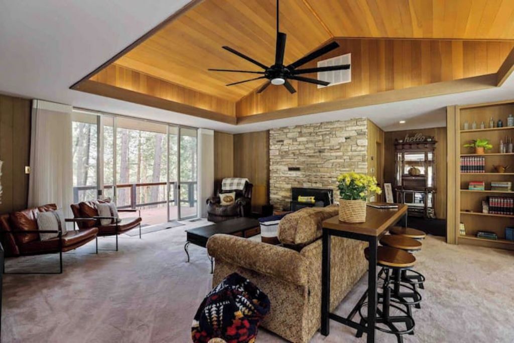 Photo of Livingroom in Twain Harte