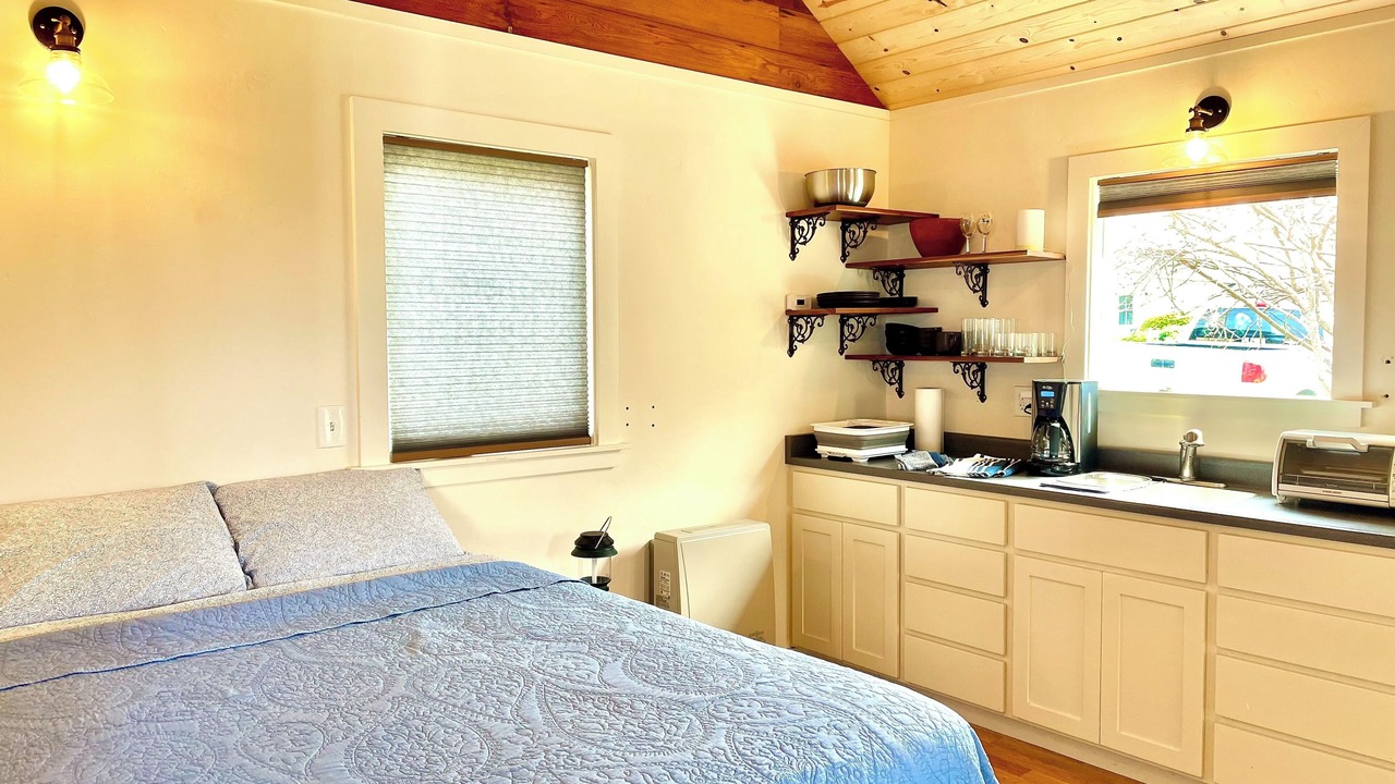 Photo of Bedroom in Mendocino