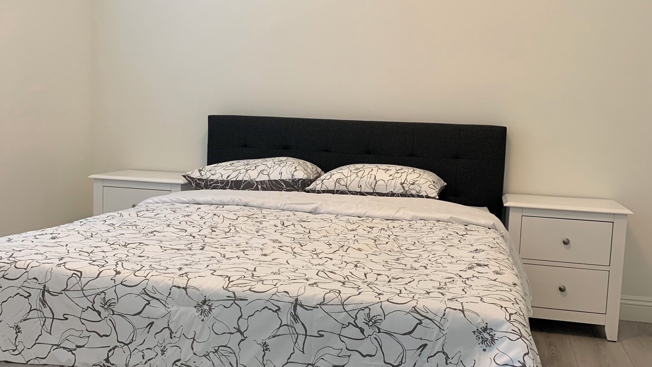 Photo of Bedroom in Mid Central