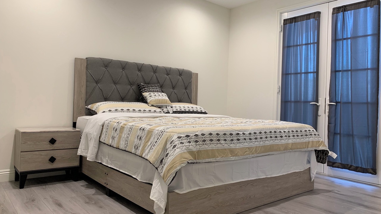 Photo of Bedroom in Mid Central