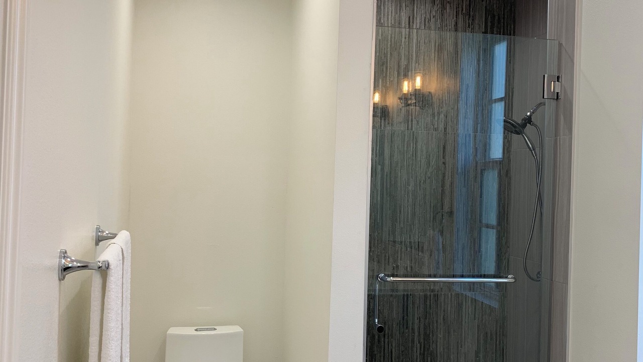 Photo of Bathroom in Mid Central