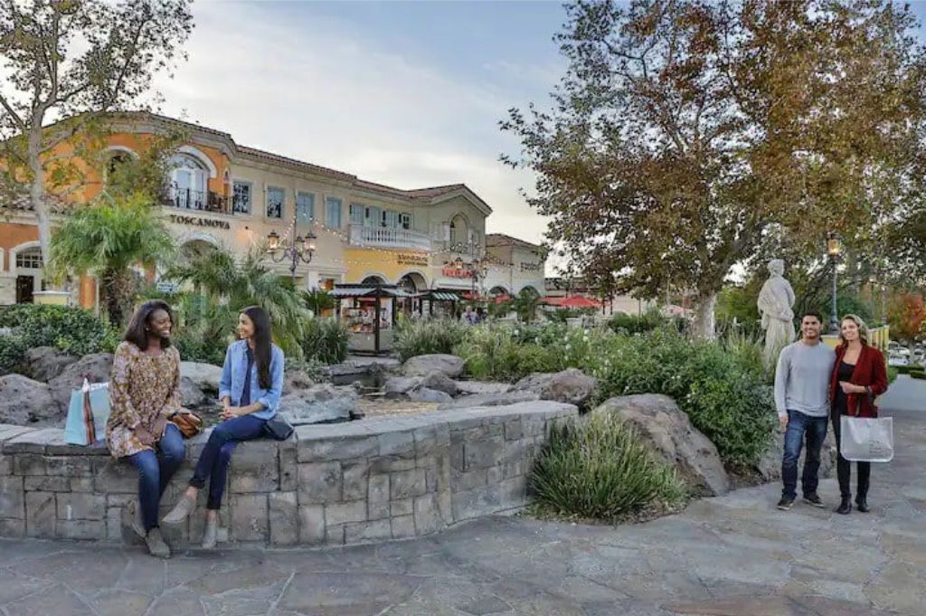 Photo of Others in Winnetka