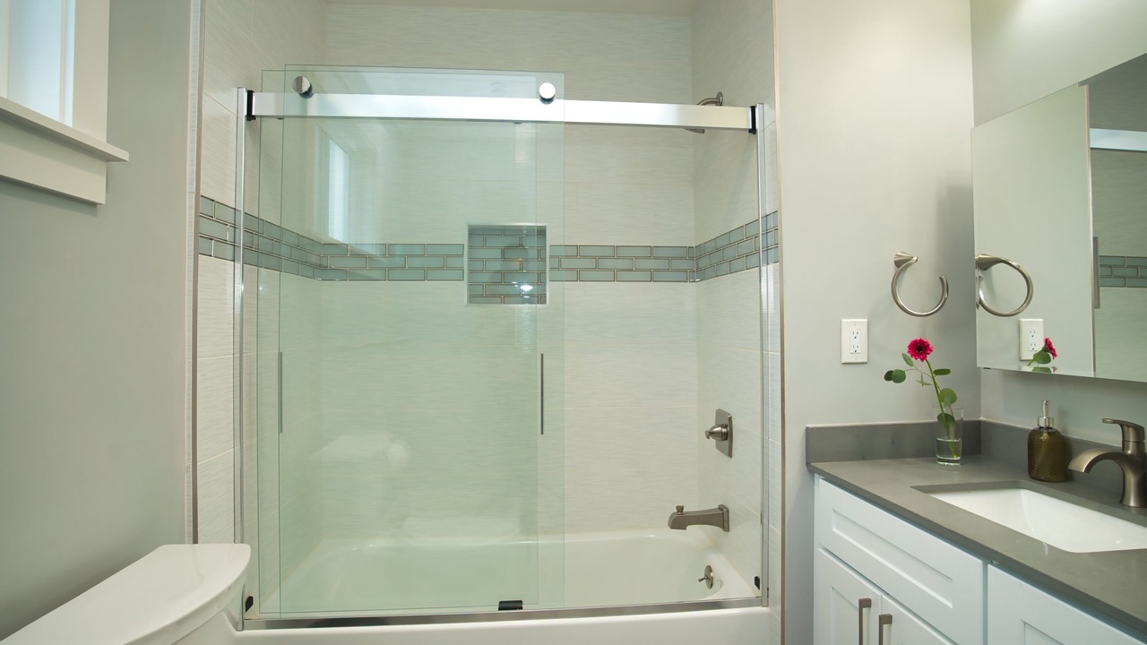 Photo of Bathroom in Longfellow