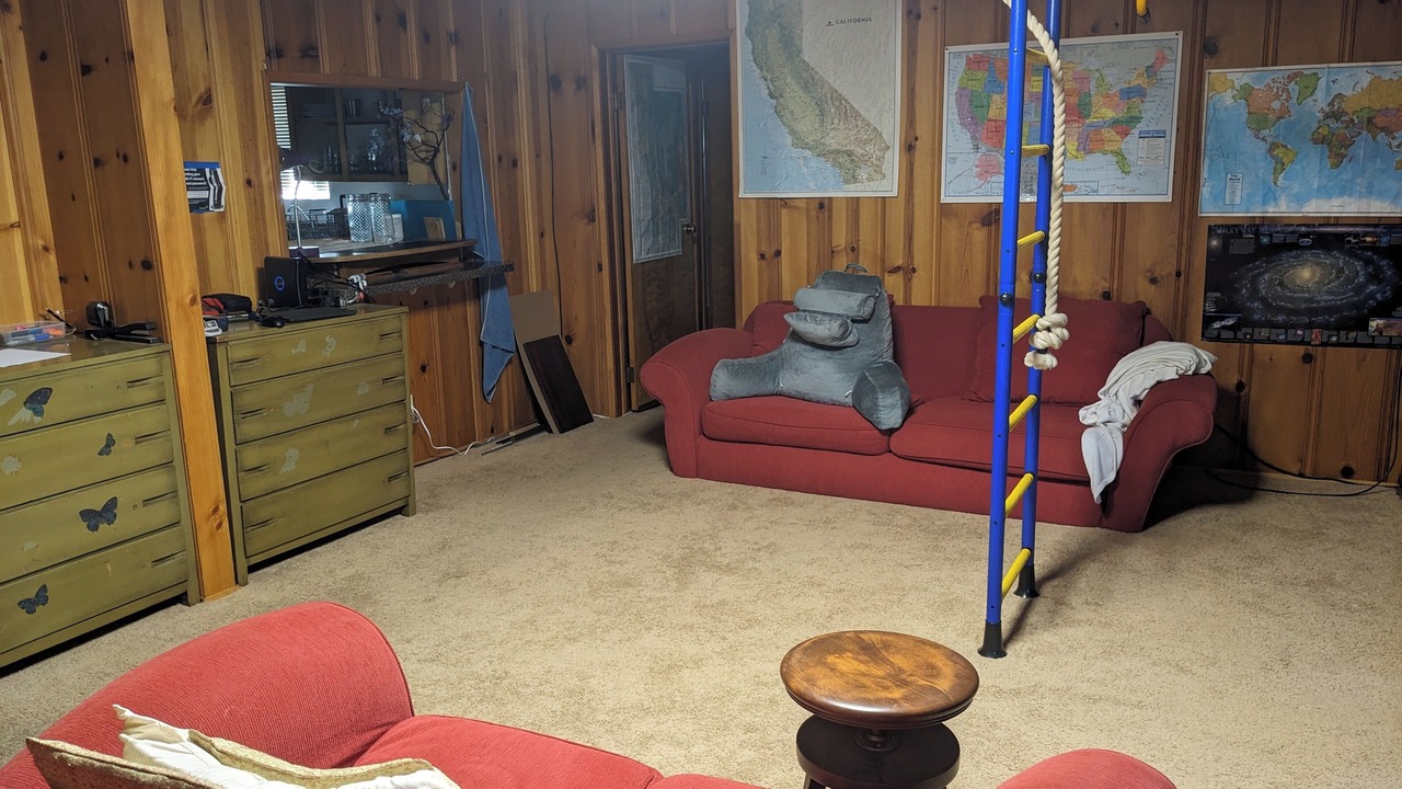 Photo of Livingroom in California Hot Springs