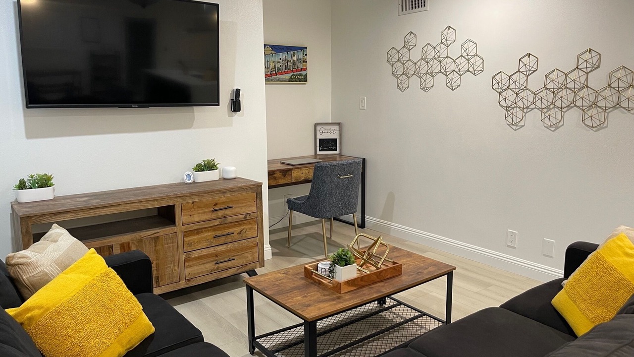 Photo of Livingroom in Riverside