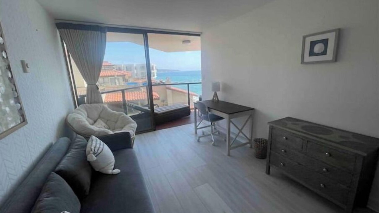 Photo of Livingroom in South Redondo