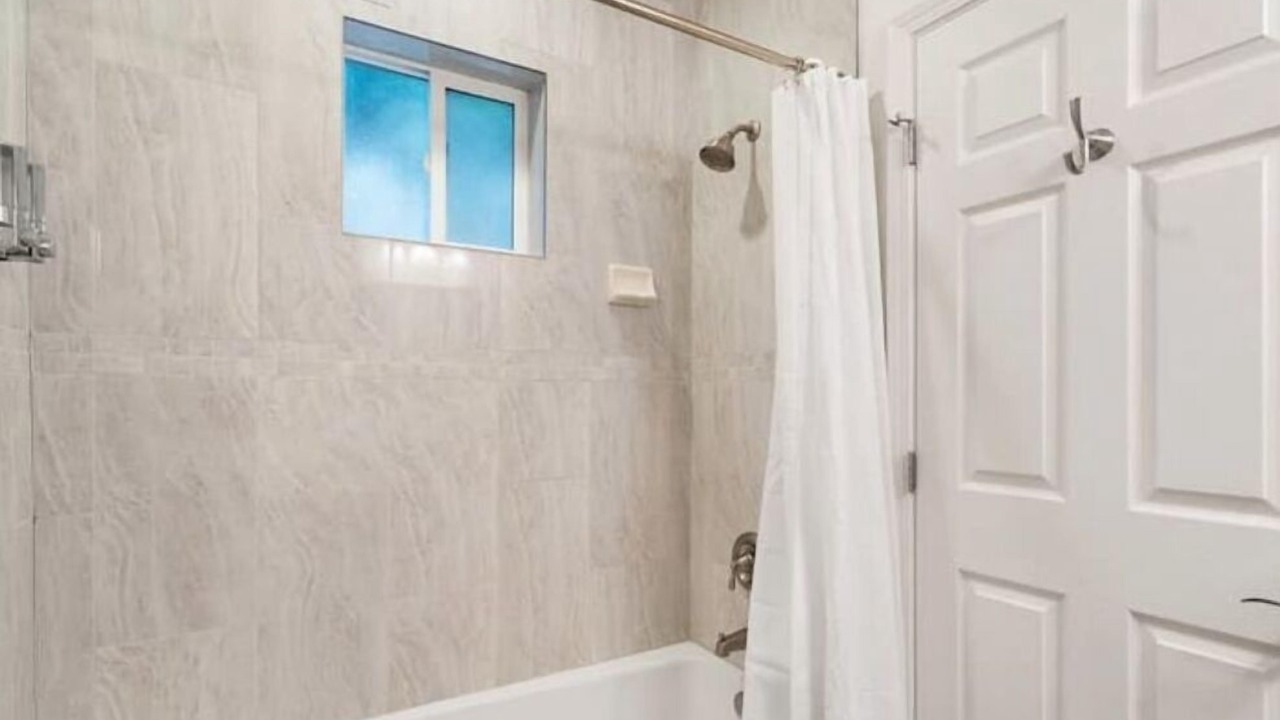 Photo of Bathroom in Murrieta
