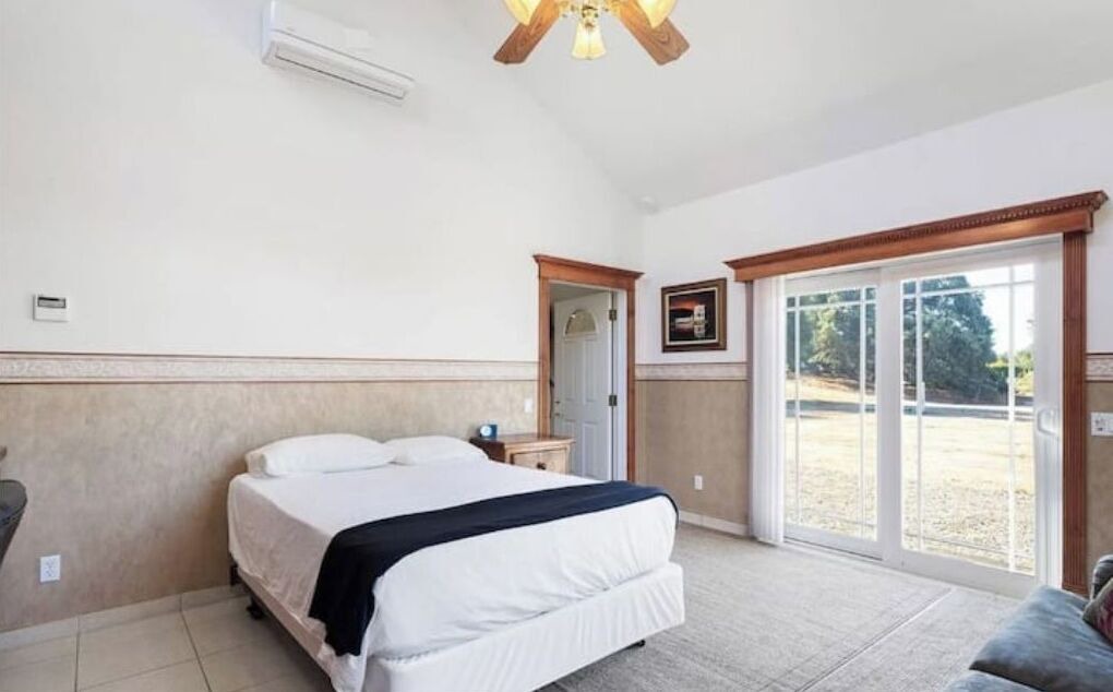 Photo of Bedroom in Murrieta