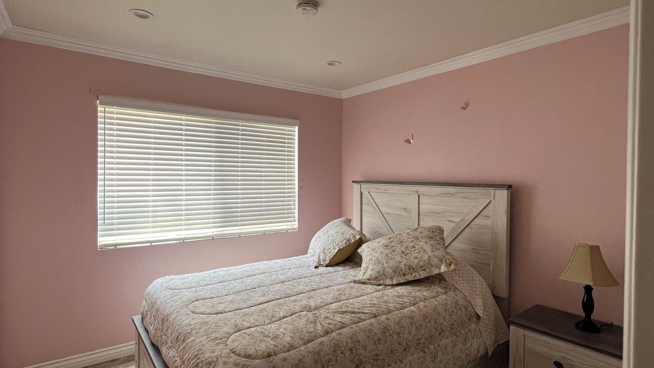 Photo of Bedroom in Palmdale