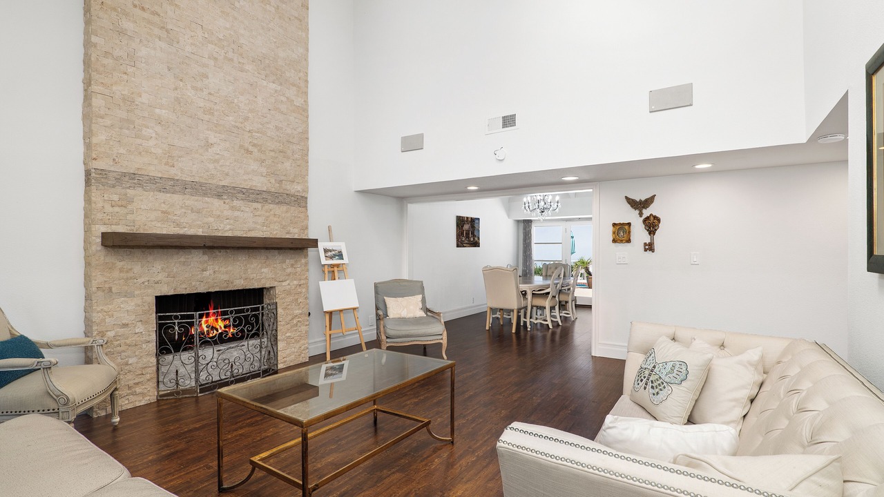 Photo of Livingroom in Muirlands West