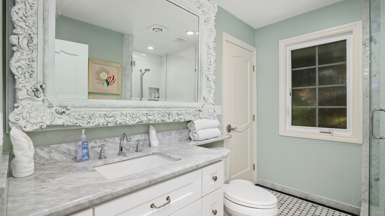 Photo of Bathroom in Muirlands West