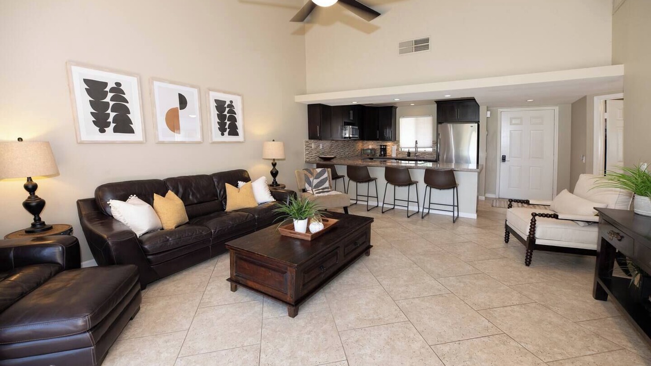 Photo of Livingroom in Palm Desert