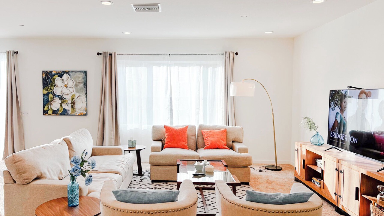 Photo of Livingroom in Colton