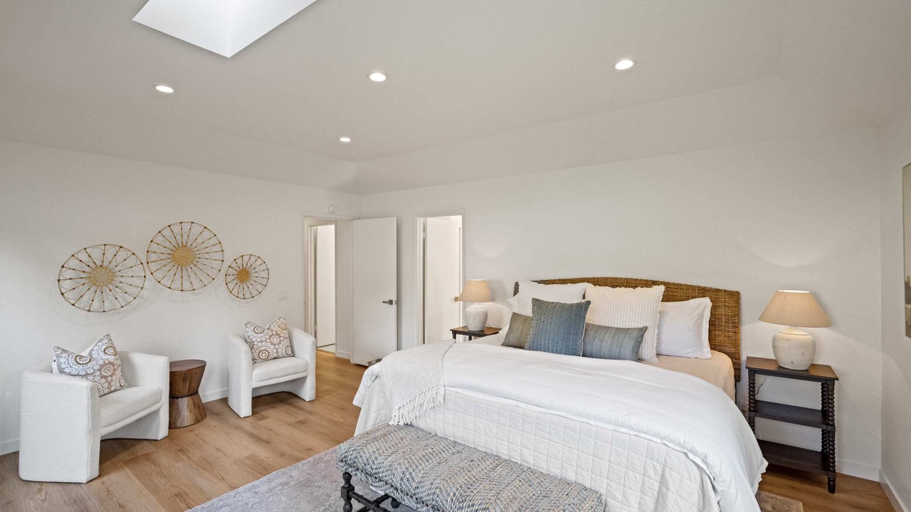 Photo of Bedroom in Del Monte Forest