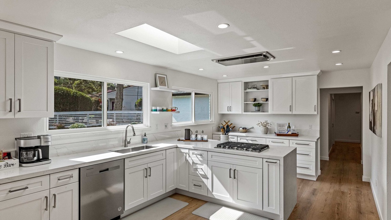 Photo of Kitchen in Del Monte Forest