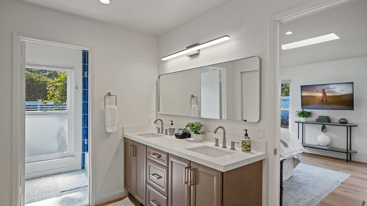 Photo of Bathroom in Del Monte Forest