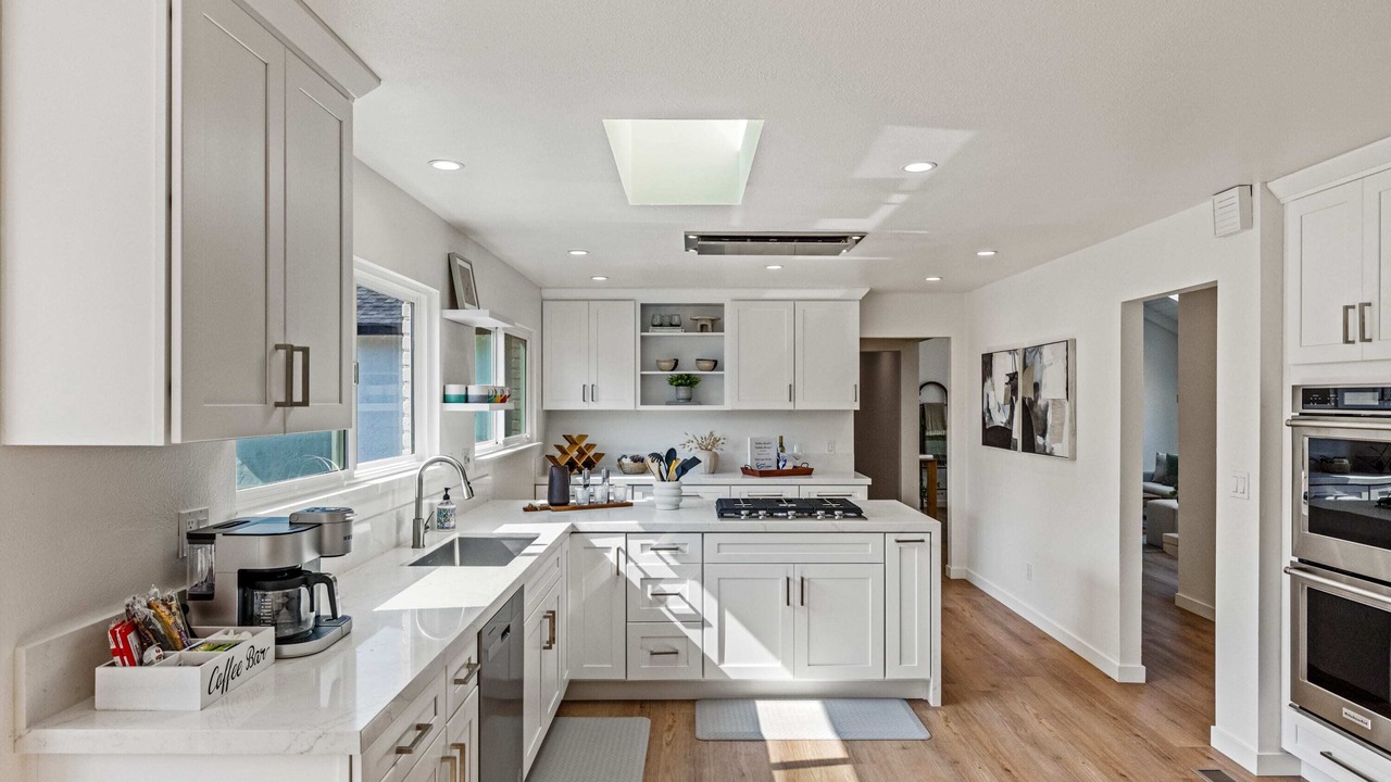 Photo of Kitchen in Del Monte Forest