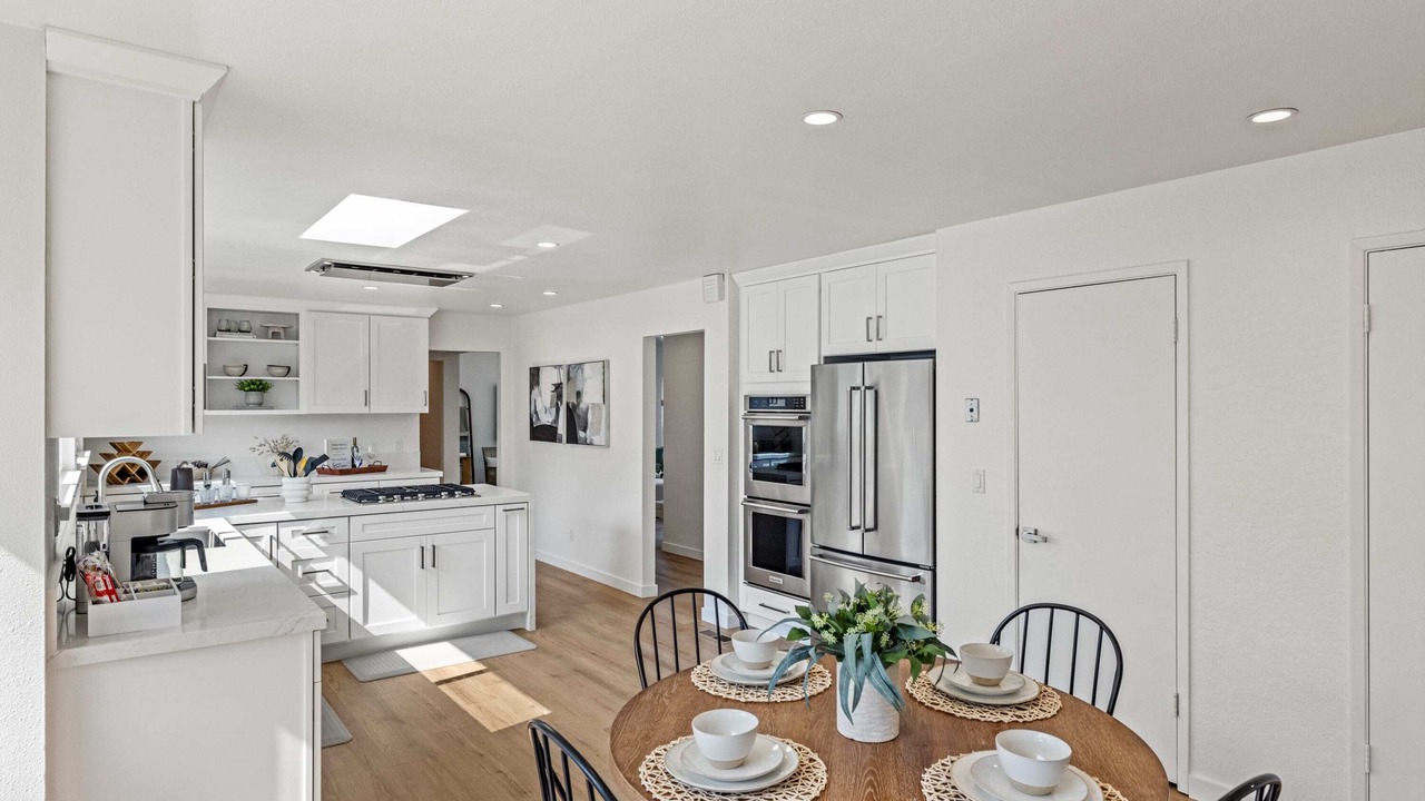 Photo of Kitchen in Del Monte Forest