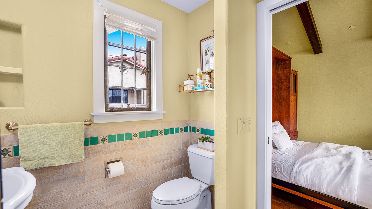 Photo of Bathroom in University Heights