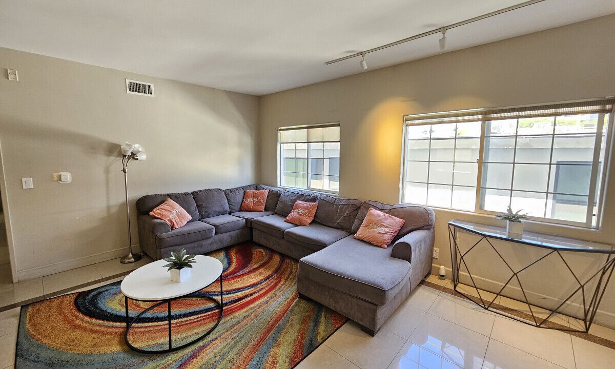 Photo of Livingroom in Beverly Grove