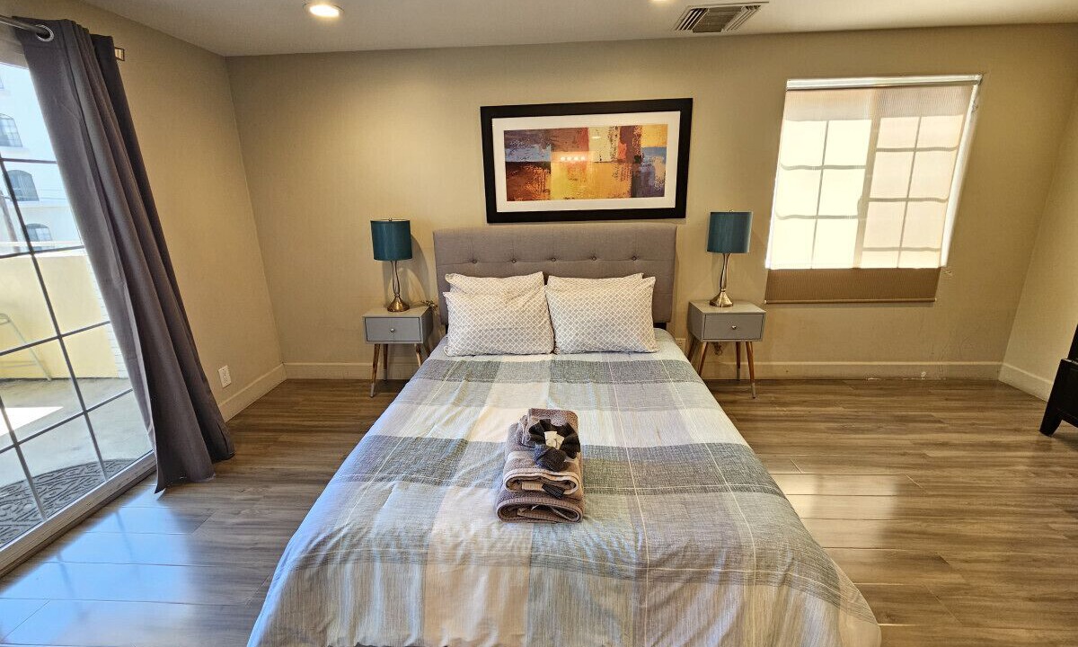 Photo of Bedroom in Beverly Grove