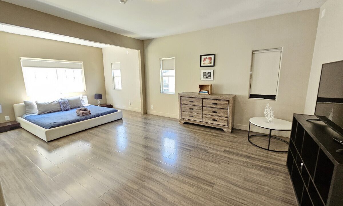 Photo of Bedroom in Beverly Grove