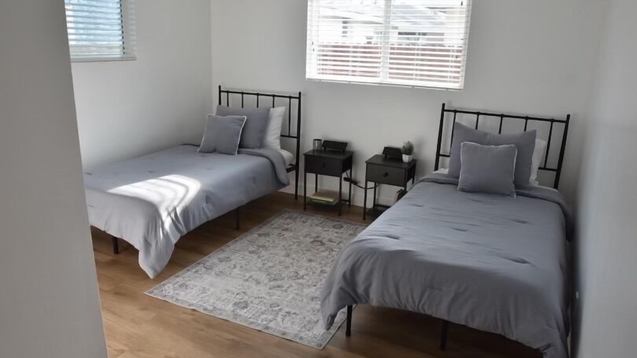 Photo of Bedroom in Lawndale