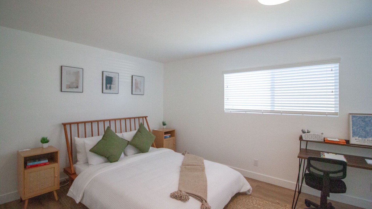 Photo of Bedroom in Lawndale