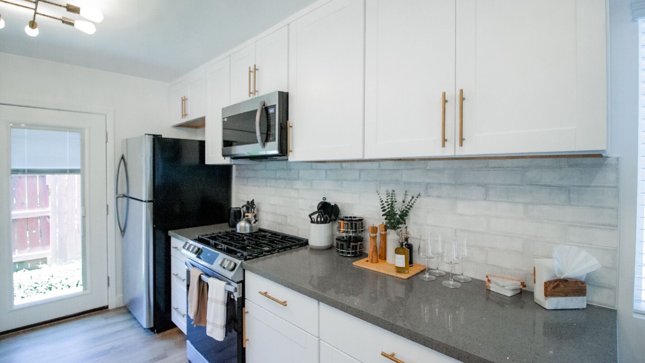 Photo of Kitchen in Lawndale