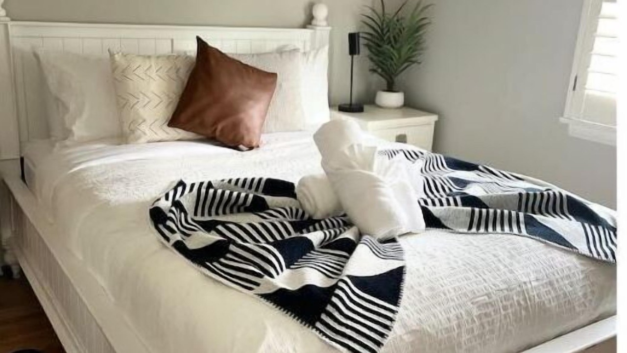 Photo of Bedroom in Riverside Rancho