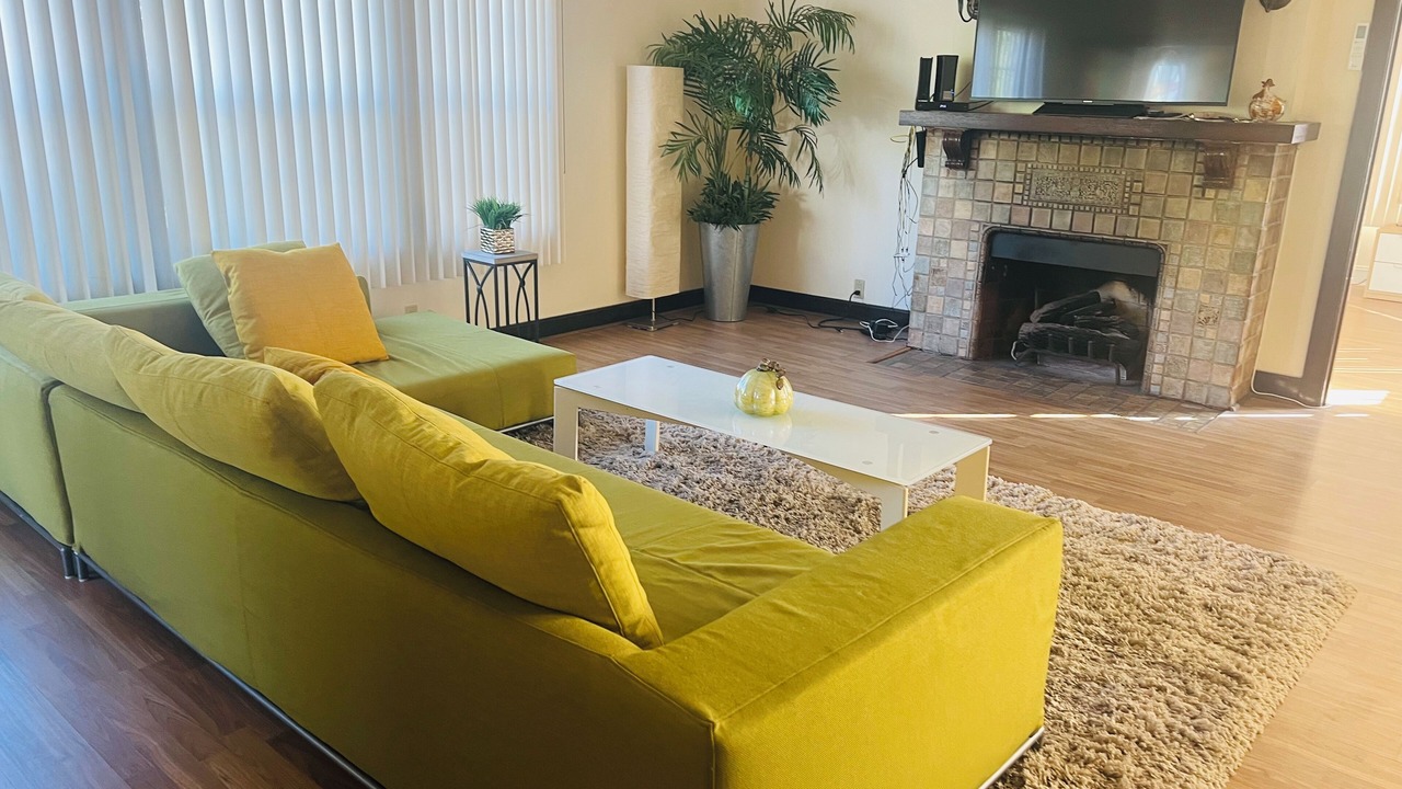Photo of Livingroom in Larchmont