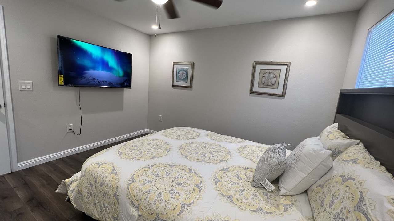 Photo of Bedroom in El Monte