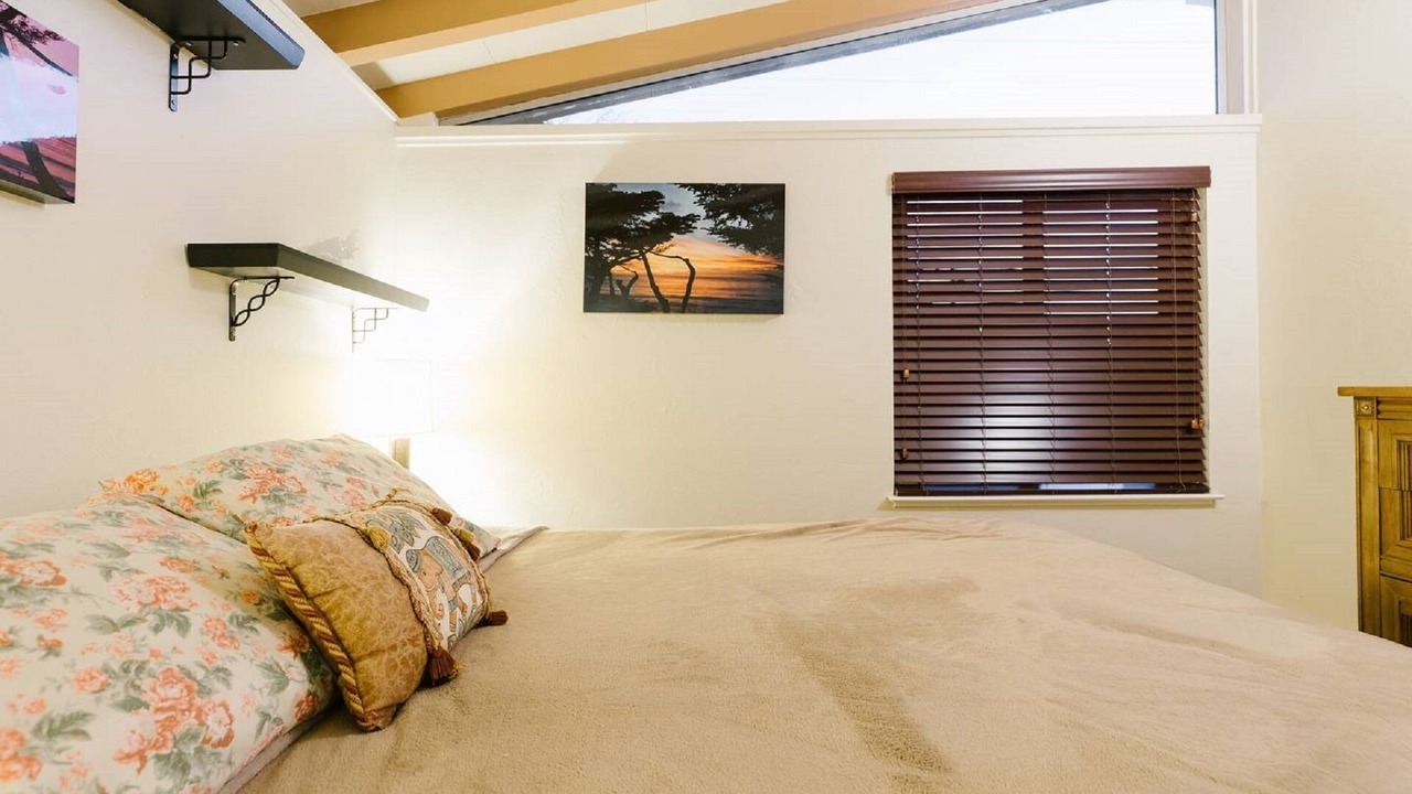 Photo of Bedroom in Mescal Corridor NW