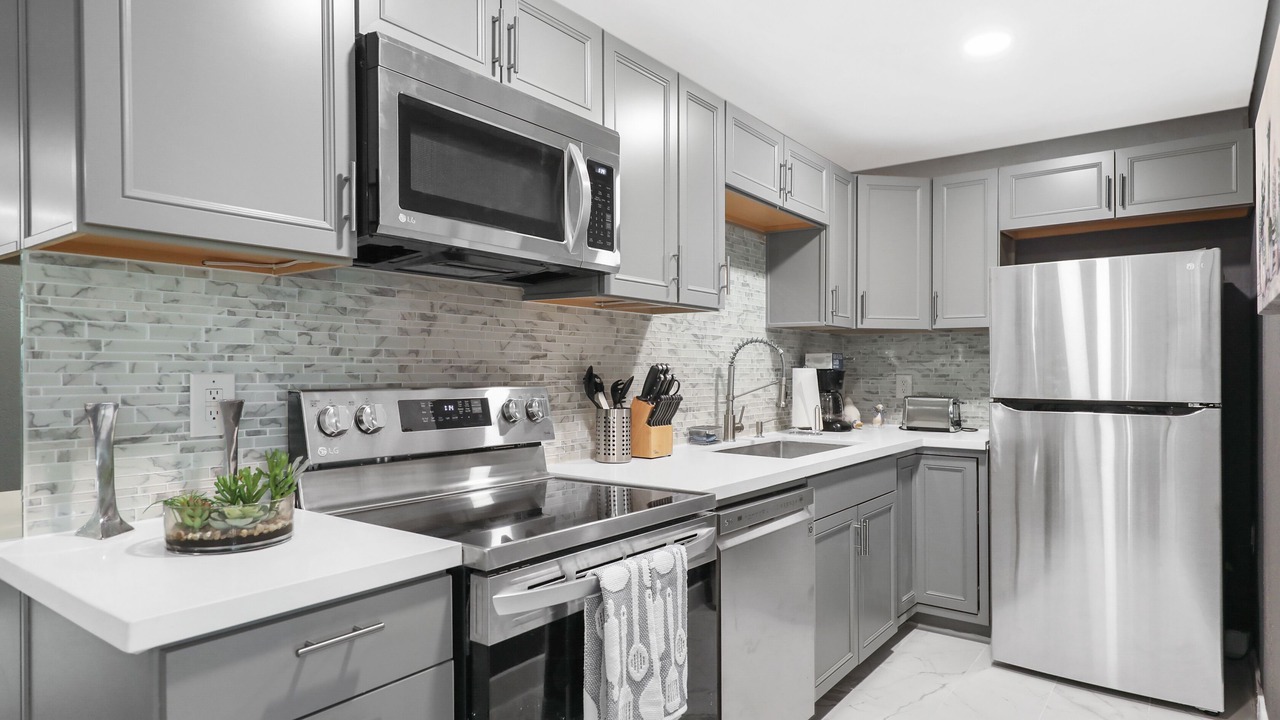 Photo of Kitchen in Racquet Club West