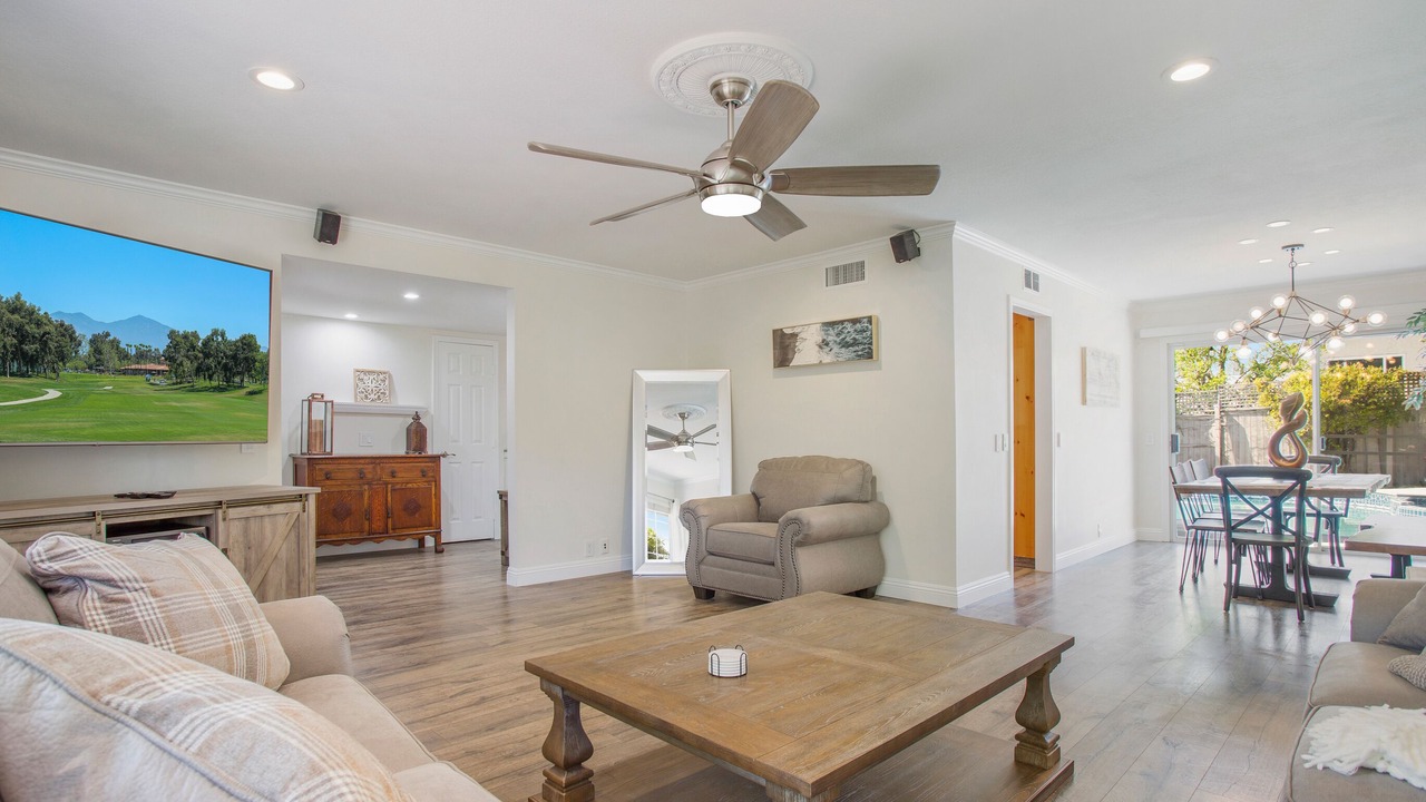 Photo of Livingroom in Laguna Hills