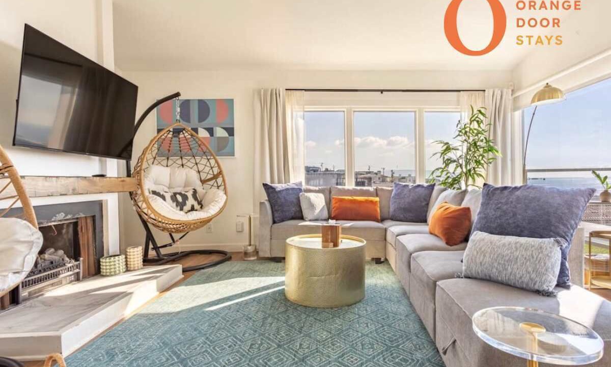 Photo of Livingroom in Gas Lamp Section