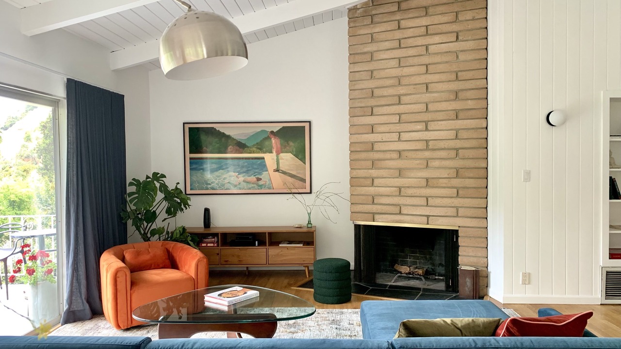 Photo of Livingroom in Hollywood Hills West