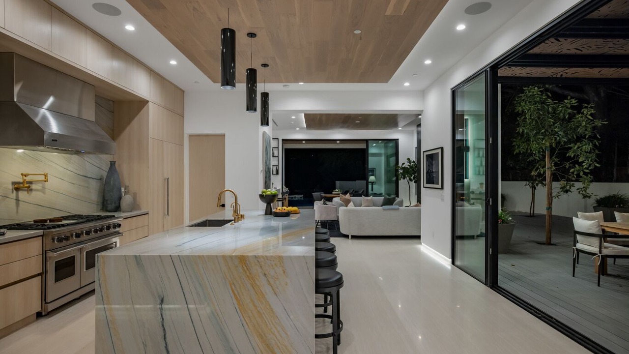 Photo of Kitchen in Encino