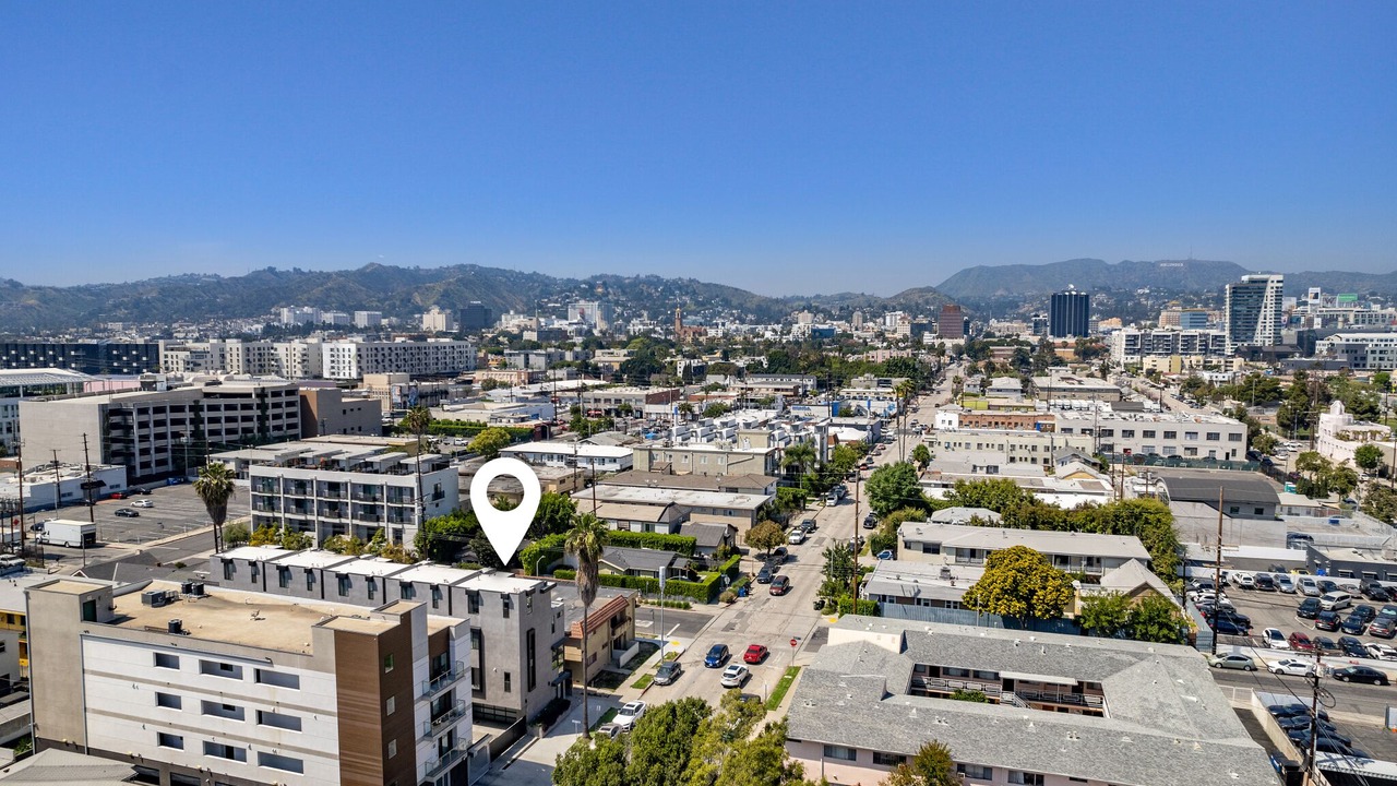 Photo of Outdoor in Hollywood